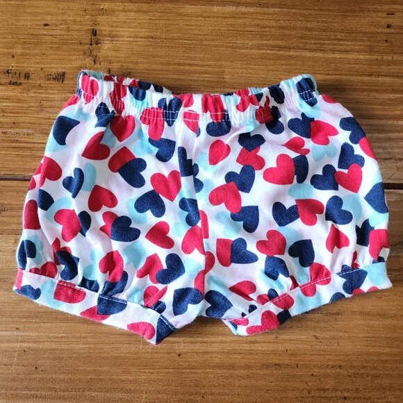Garanimals Baby Girls' Multi Hearts Print Knit Shorts Size 3-6 Months - Picture 3 of 4